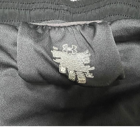 Black with Blue Mens Under Armour Sport Shorts - Size L - Picture 3 of 3